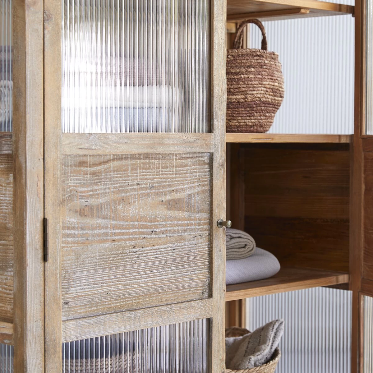 Andrea - Armoire En Pin – Image 2