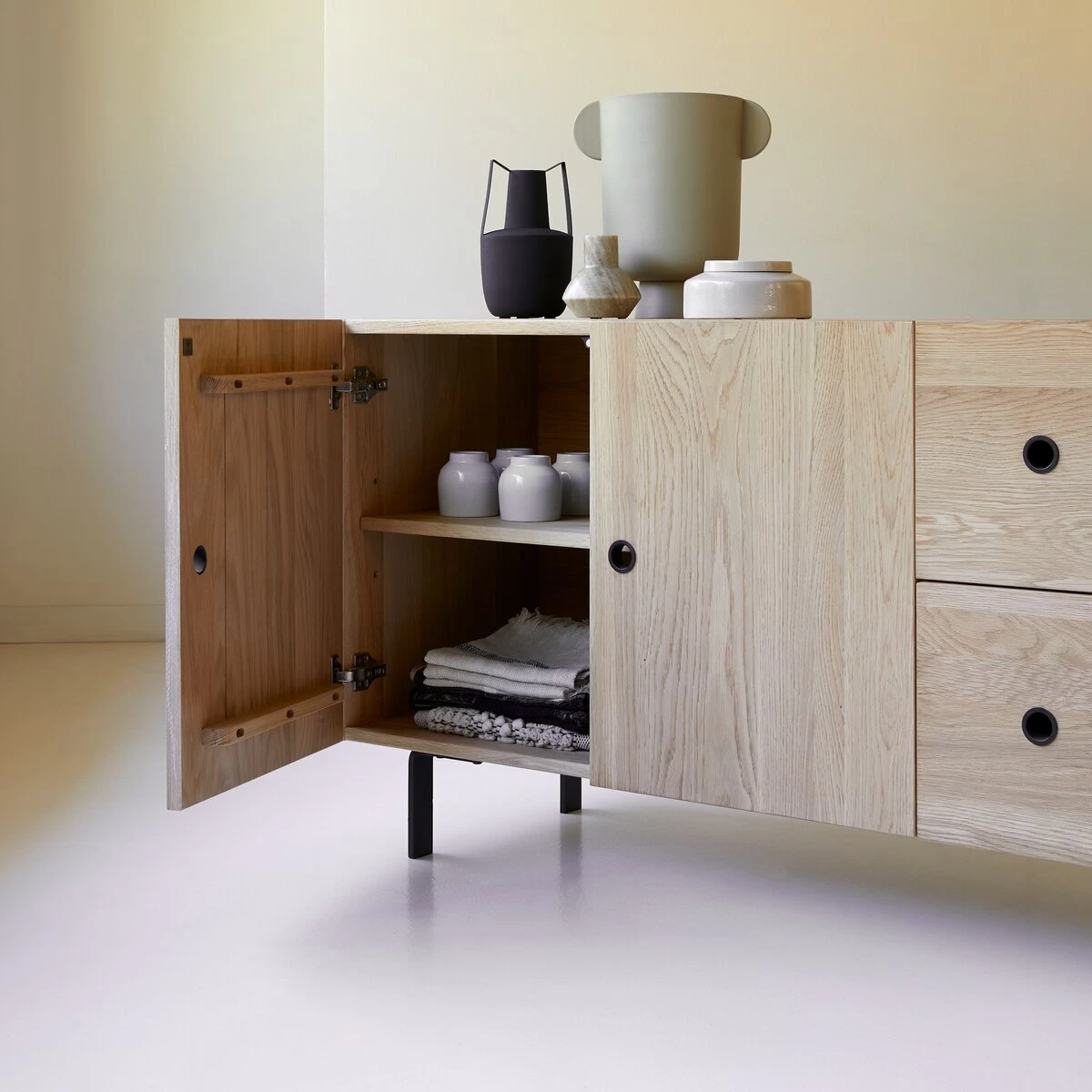 Jeanne - Buffet En Chêne Massif 150 Cm – Image 3