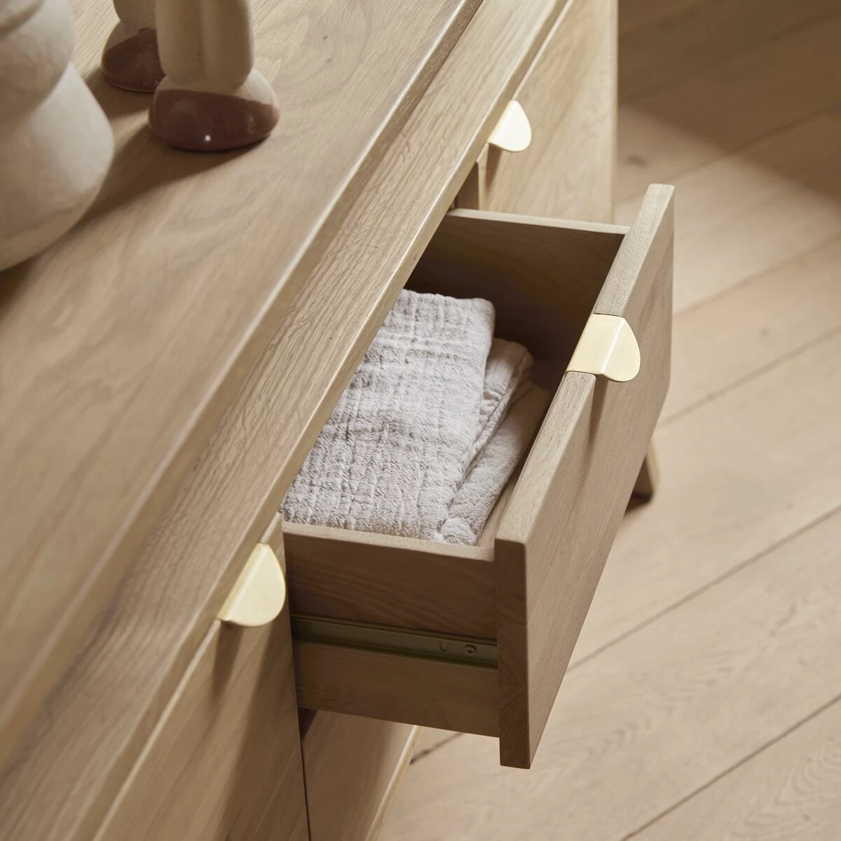 Pola - Buffet En Chêne Massif 140 Cm – Image 5