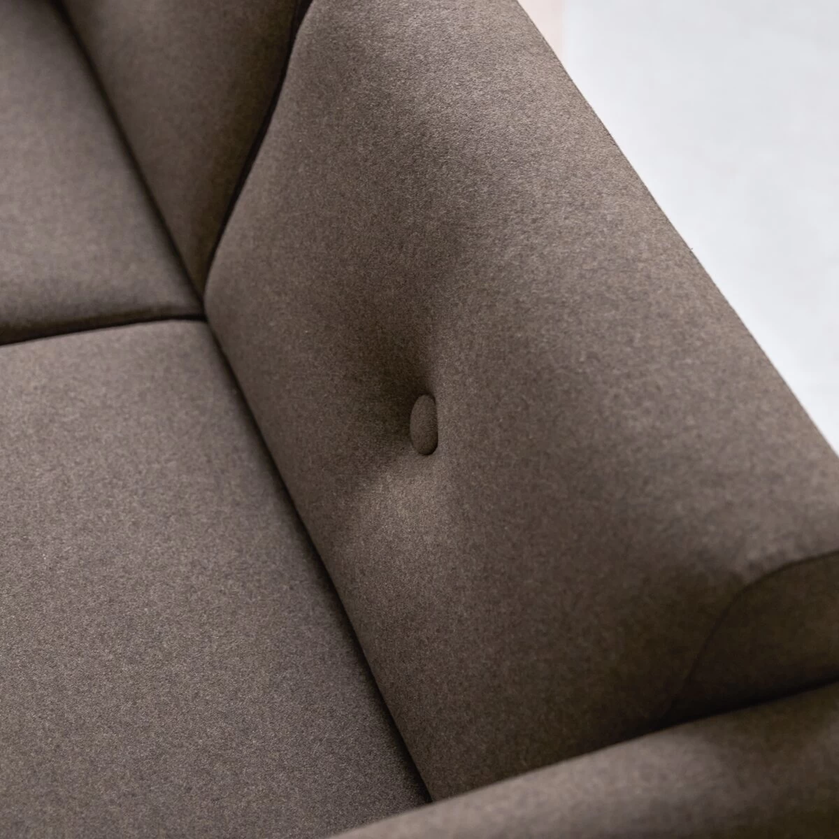 Bjorn - Canapé En Chêne Massif Et Tissu Marron 2 Places – Image 6