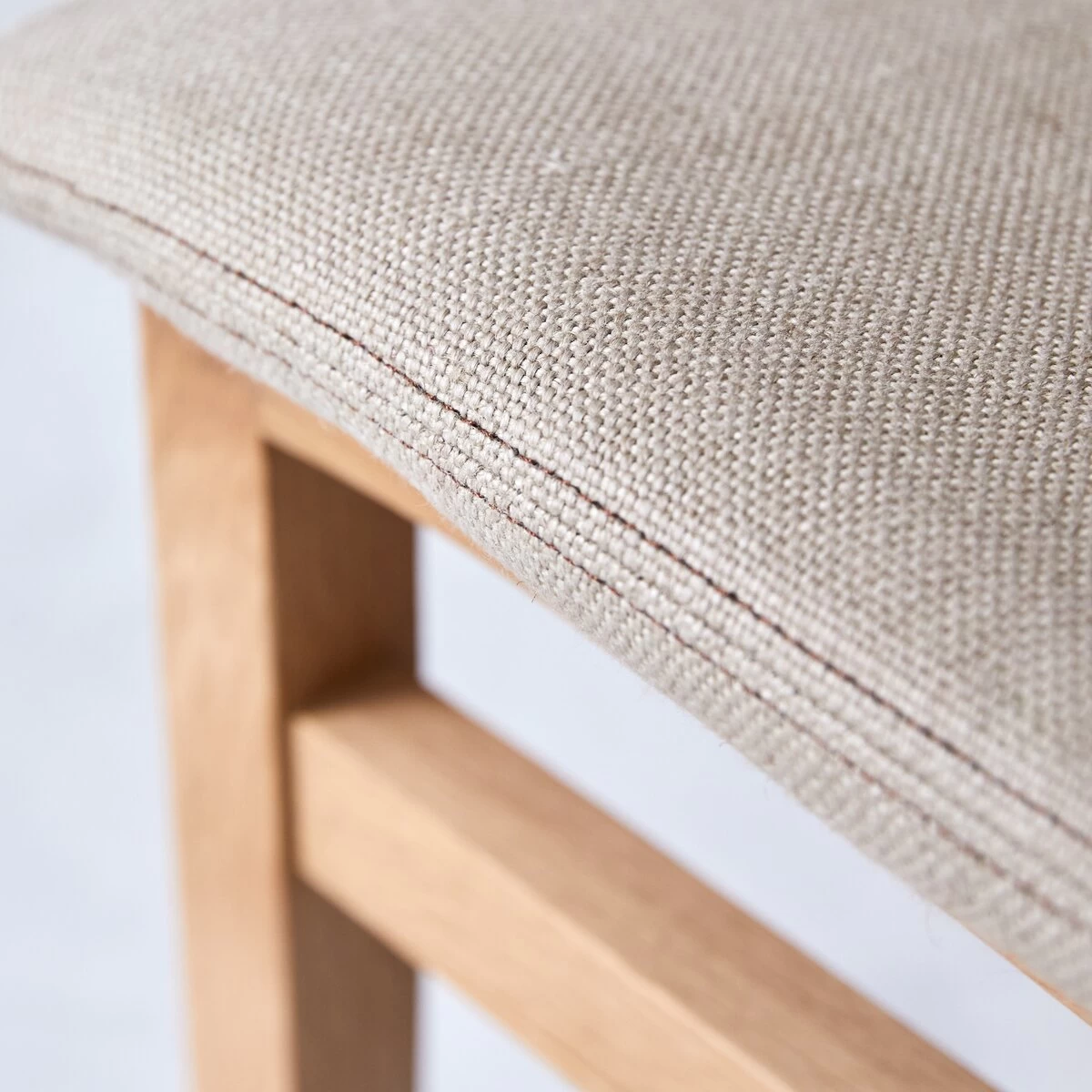 Cocoon - Chaise Linen En Chêne Massif – Image 3