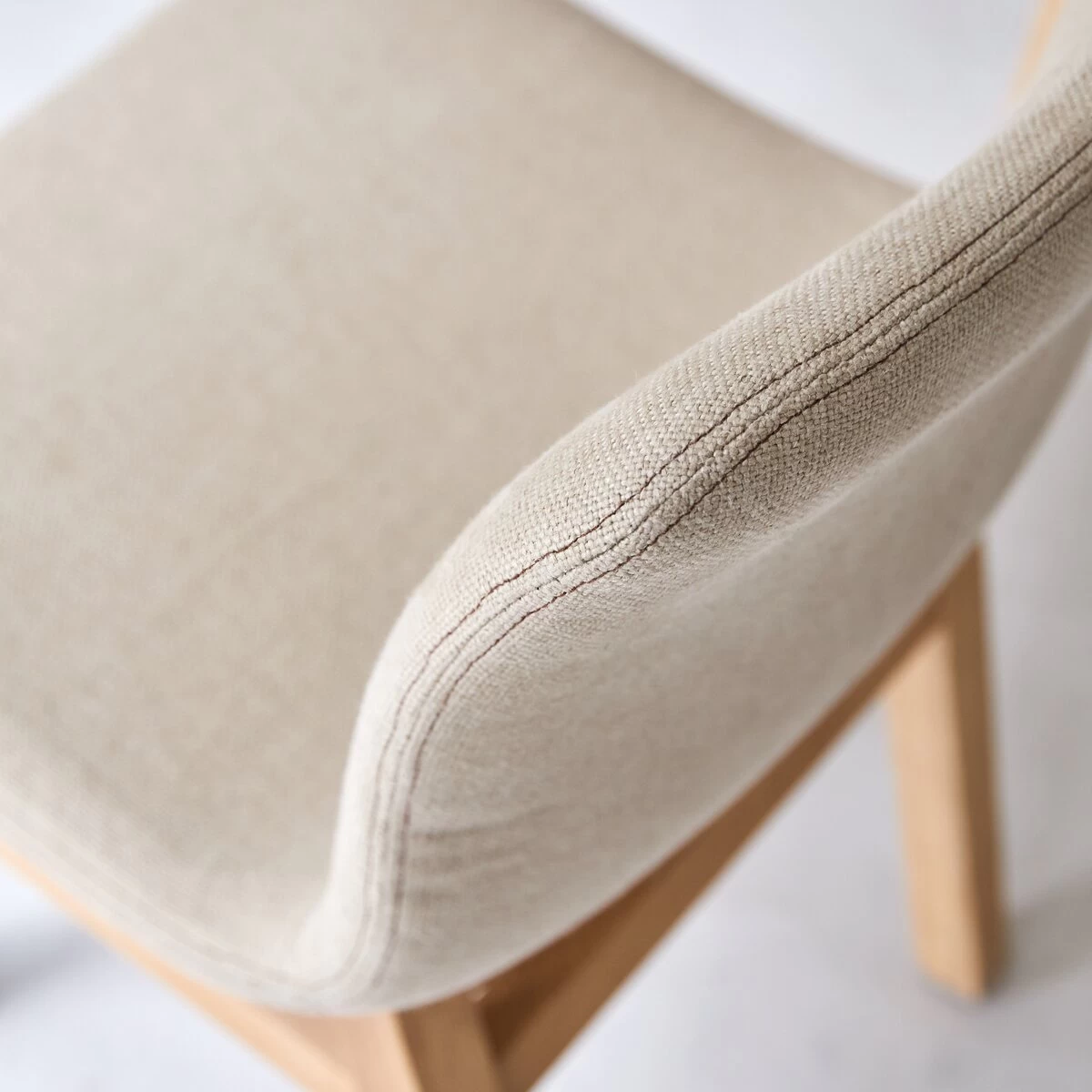 Cocoon - Chaise Linen En Chêne Massif – Image 7