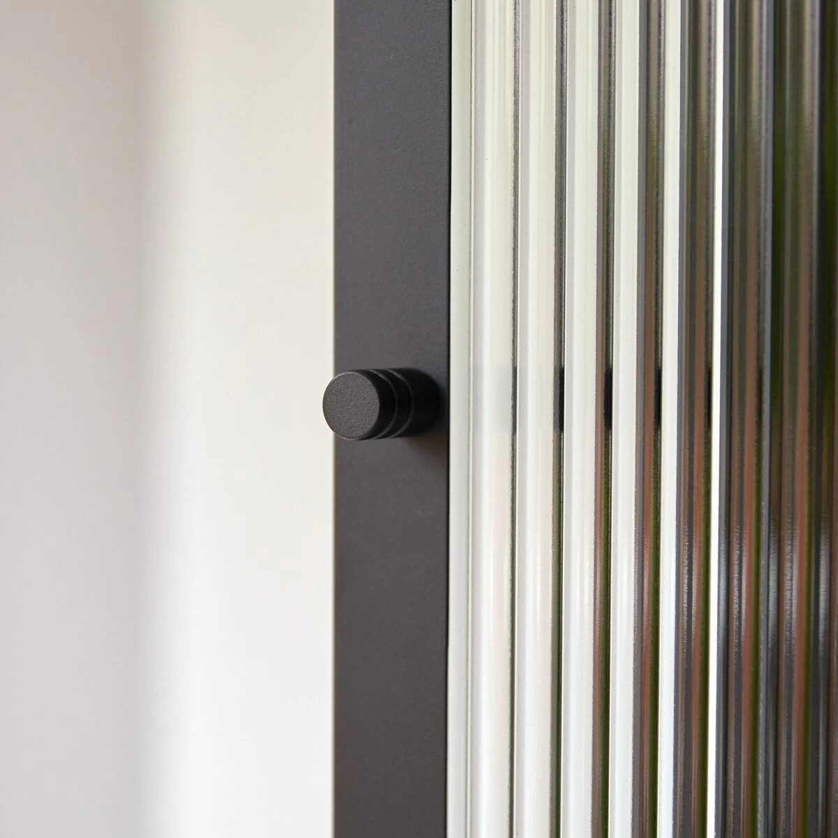 Antonin - Colonne De Rangement En Métal – Image 3