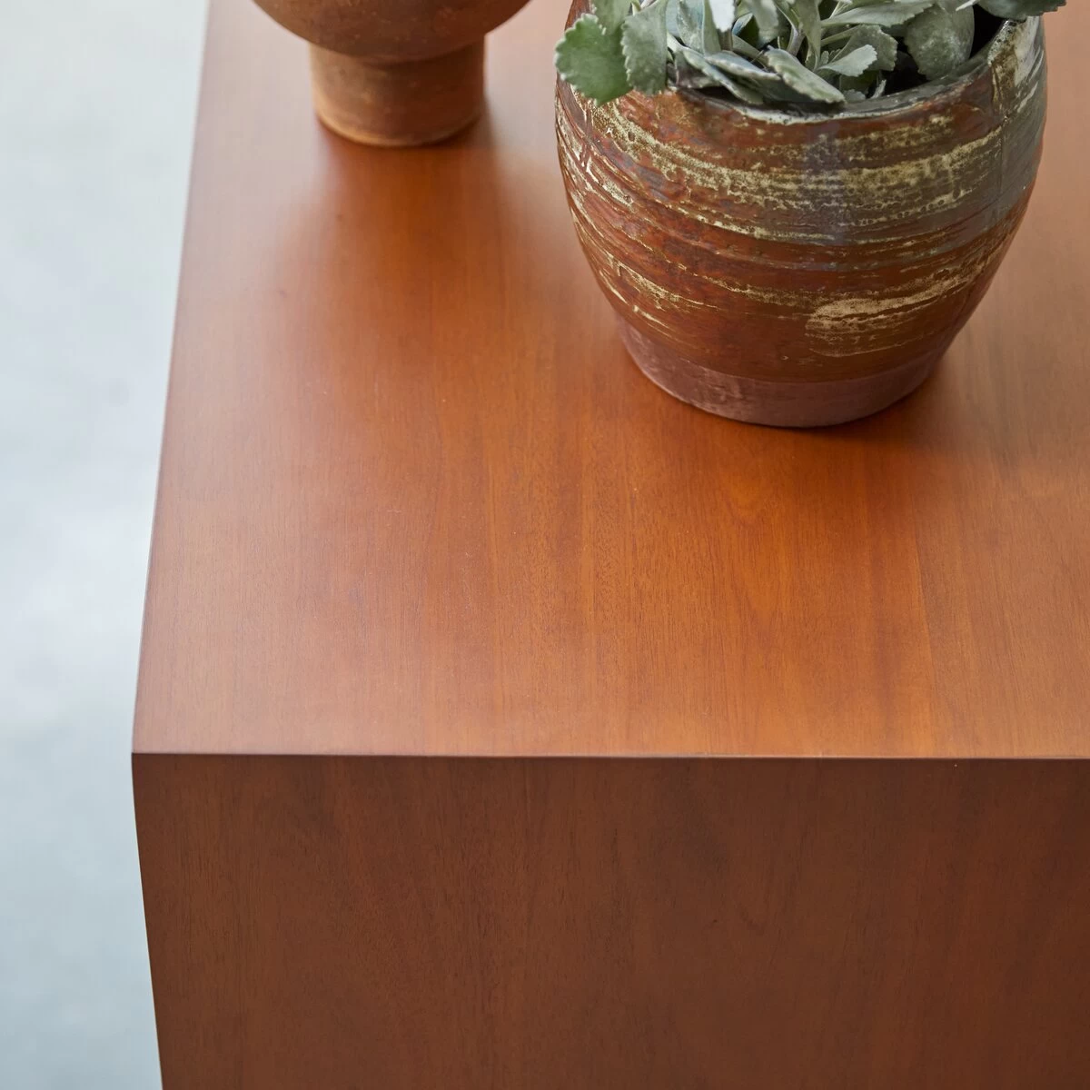 Magda 50's - Commode Basse En Acajou Massif – Image 3