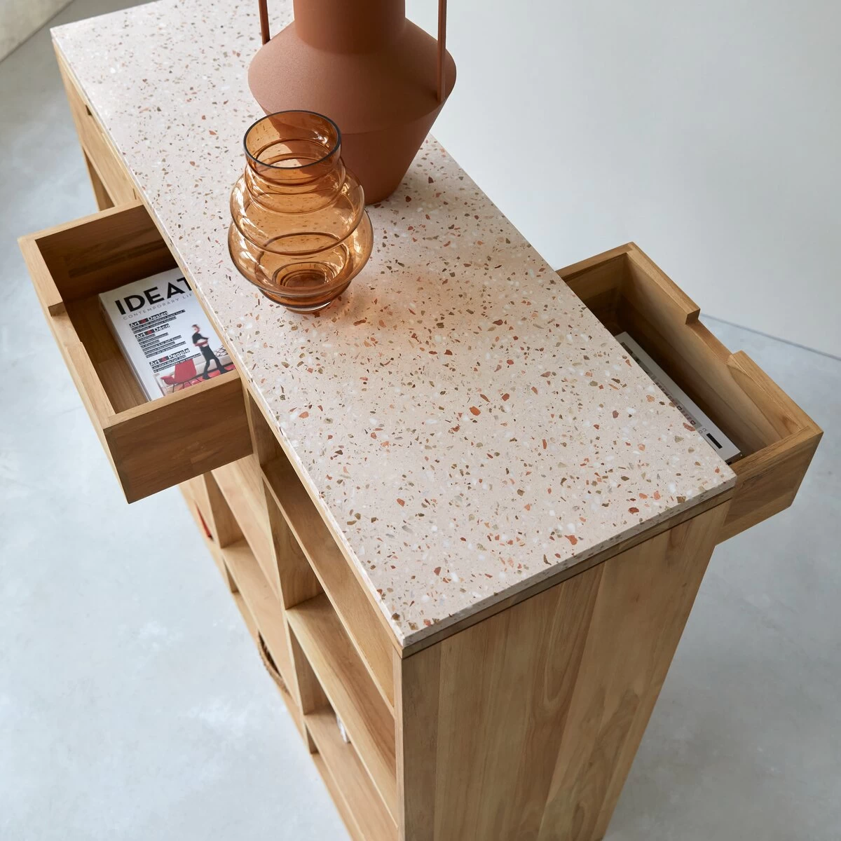 Miho - Console En Teck Massif Et Terrazzo Premium Pink – Image 3