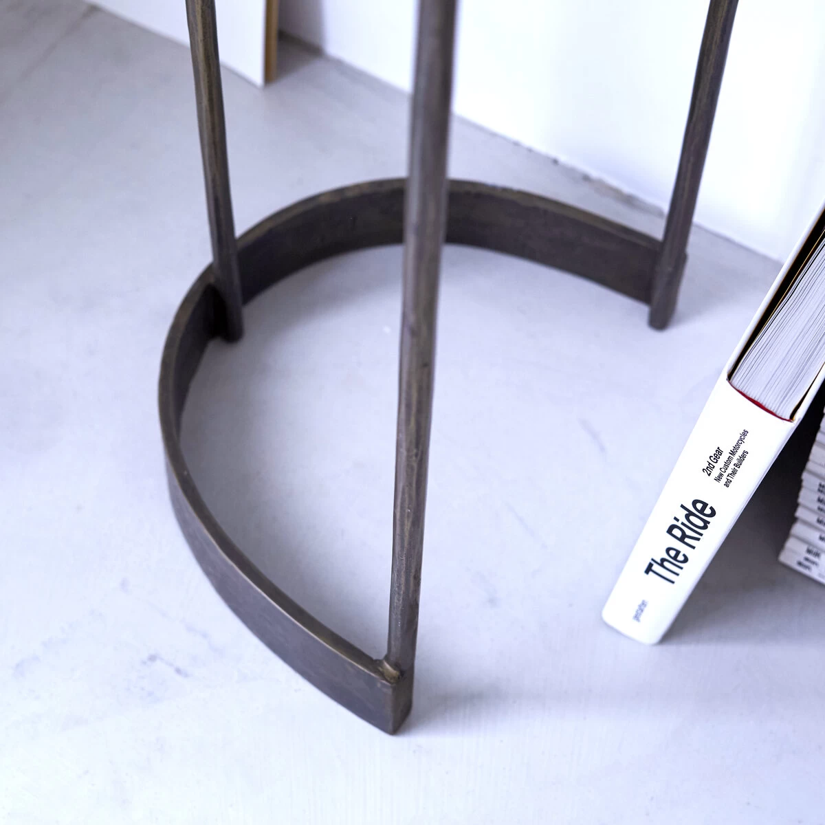 Gustav - Console Métal Et Marbre – Image 5