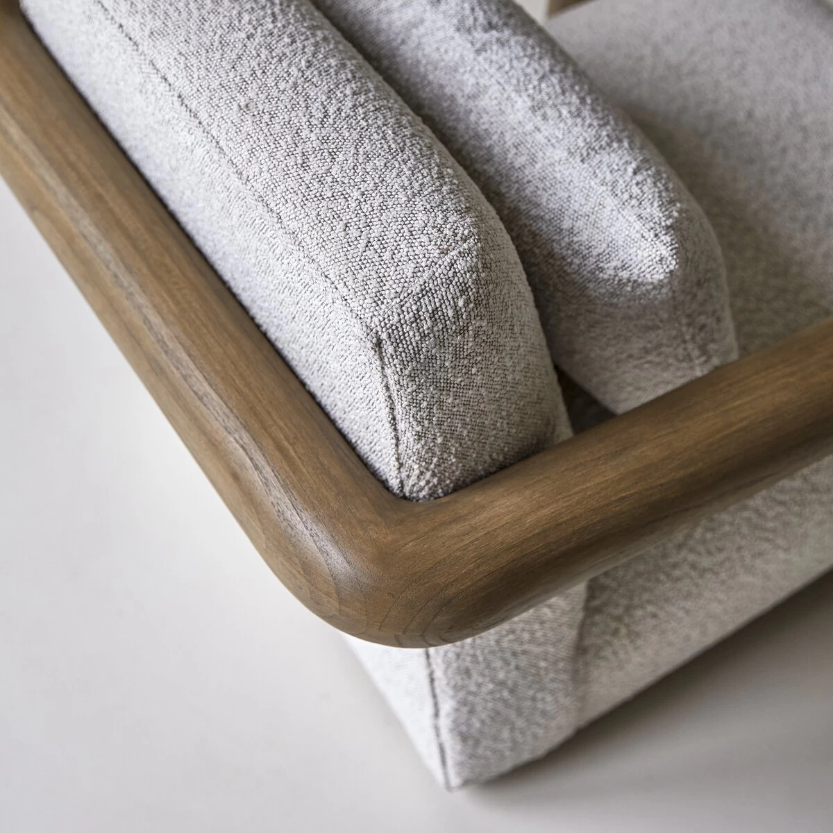 Nina - Fauteuil Bas En Mindi Massif Et Tissu écru – Image 6