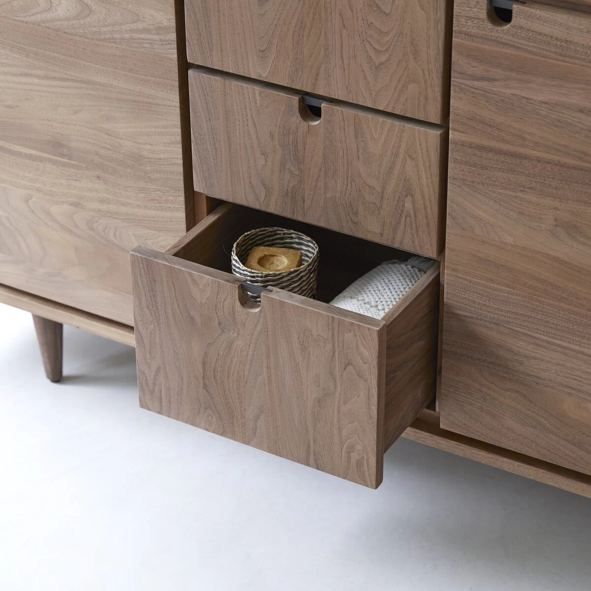 Jonàk - Meuble Sous Vasque En Noyer Massif 145 Cm – Image 5