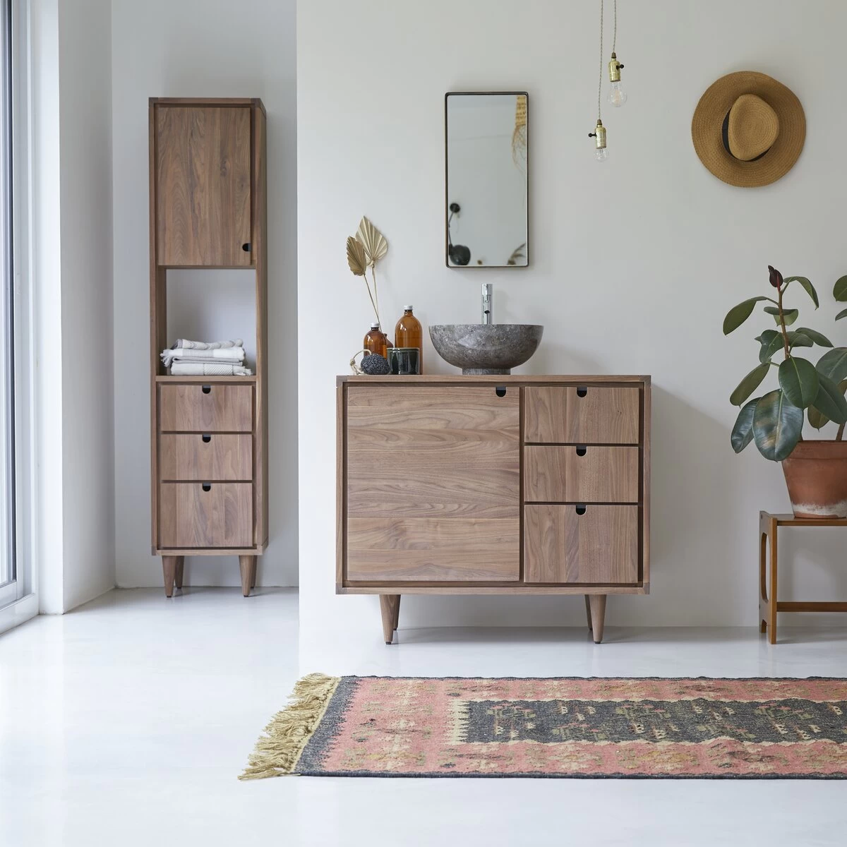 Jonàk - Meuble Sous Vasque En Noyer Massif 95 Cm