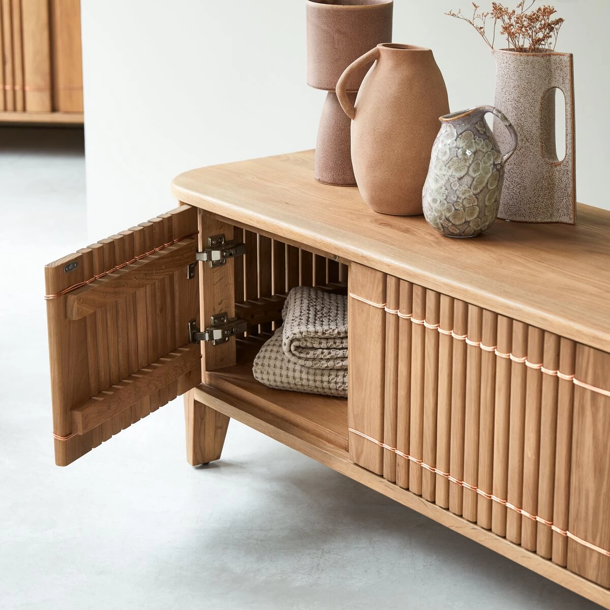 Koppar - Meuble TV En Chêne Massif 160 Cm – Image 3