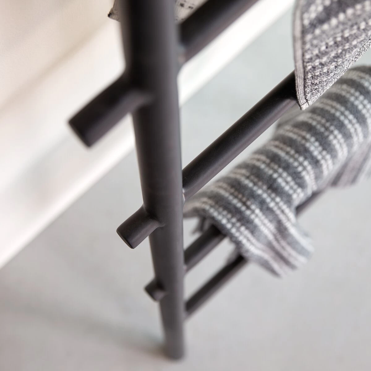 Corto - Porte Serviette En Métal – Image 3