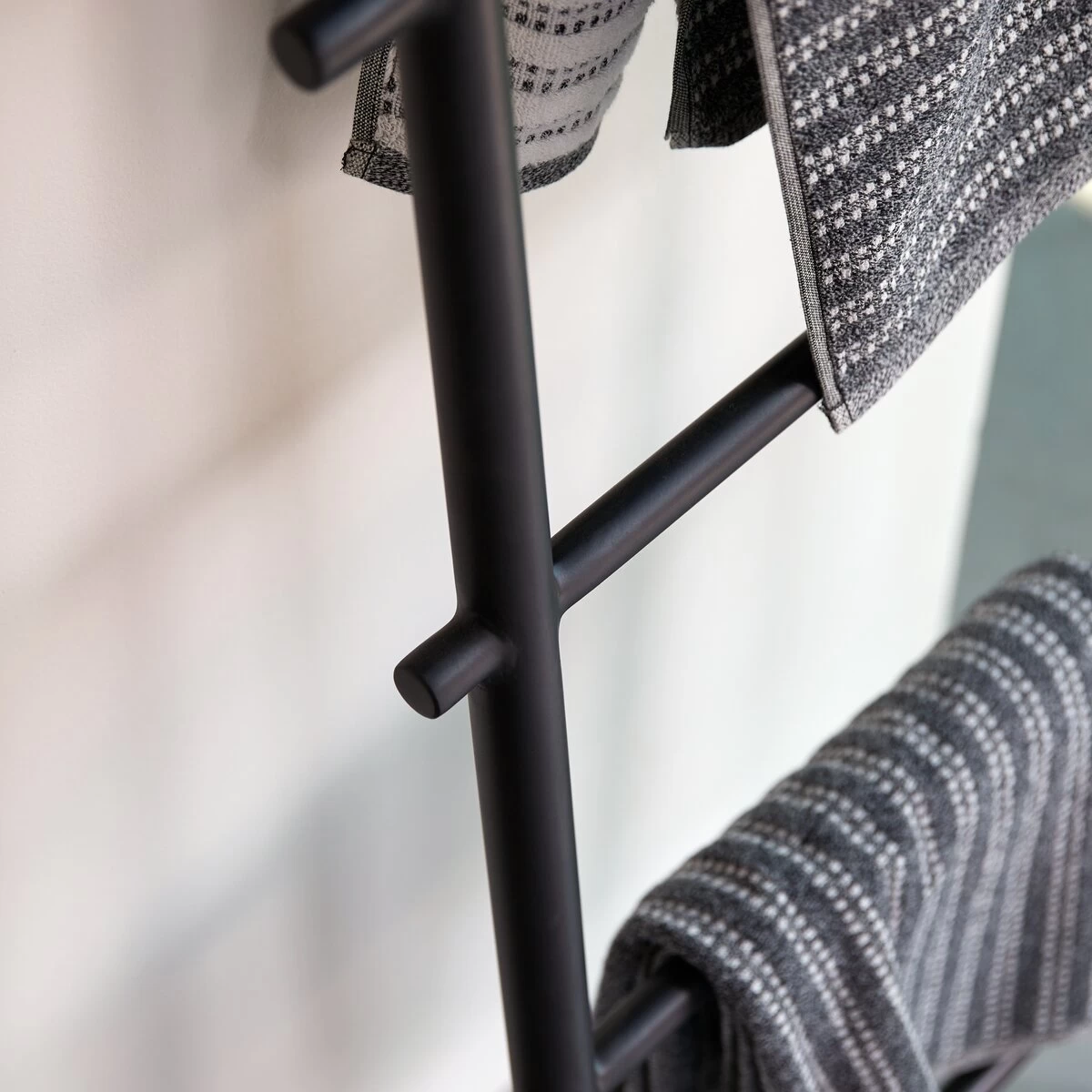 Corto - Porte Serviette En Métal – Image 4