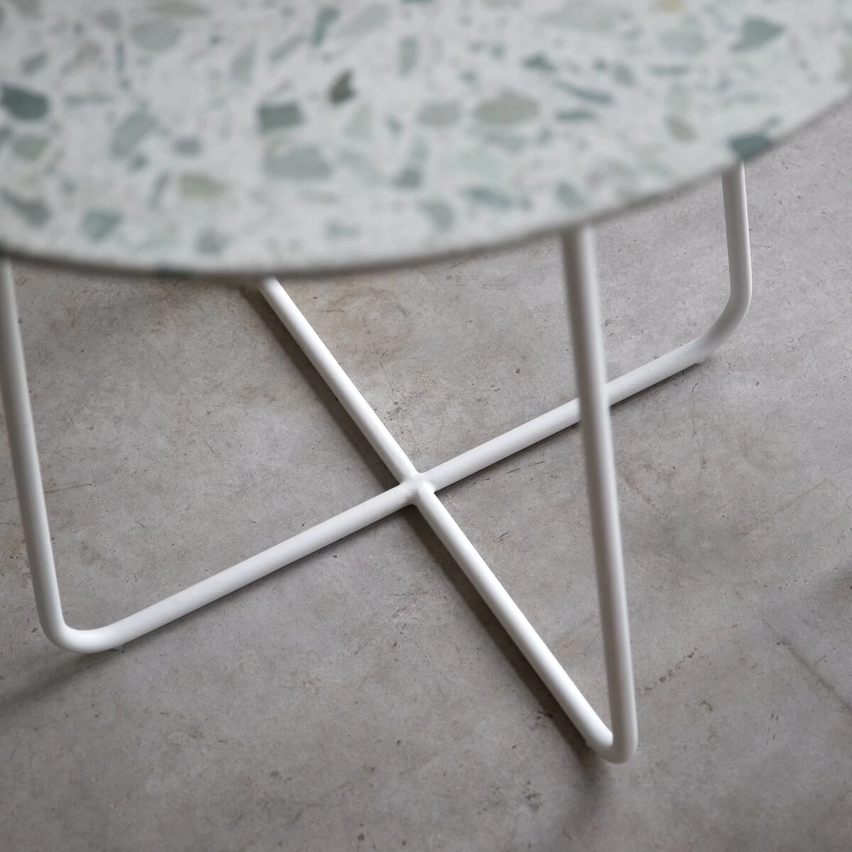 Elio - Table Ronde En Terrazzo Premium Et Métal Green 4 Pers. – Image 5