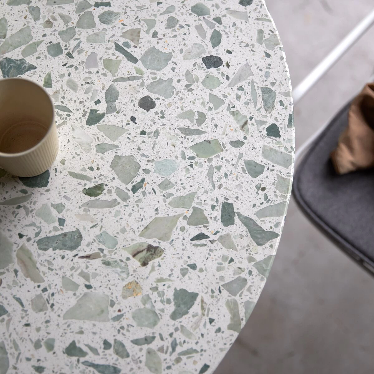 Elio - Table Ronde En Terrazzo Premium Et Métal Green 4 Pers.